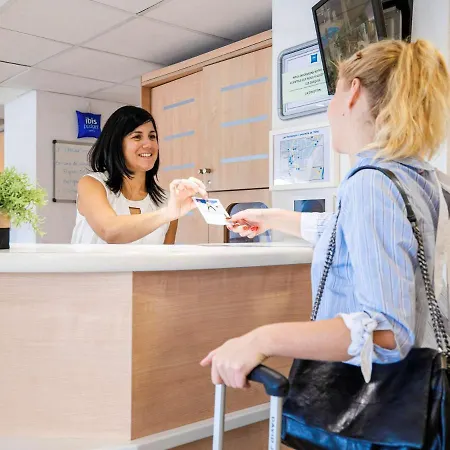 Ibis Budget Aeroport - A61 2* Carcassonne