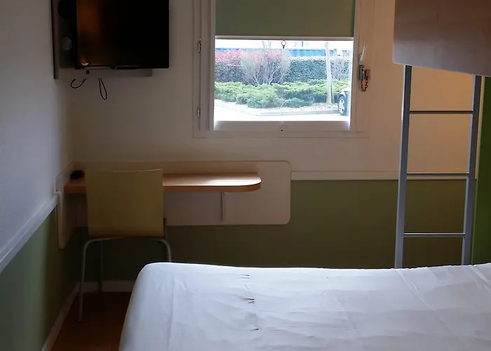 Otel Ibis Budget Aeroport - A61